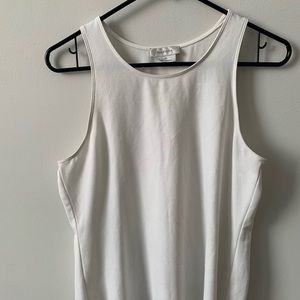 Van Huesen White Tank